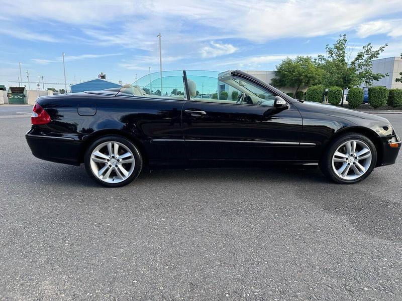 Mercedes-Benz CLK 2006 price $12,495