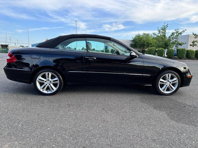 Mercedes-Benz CLK 2006 price $12,495