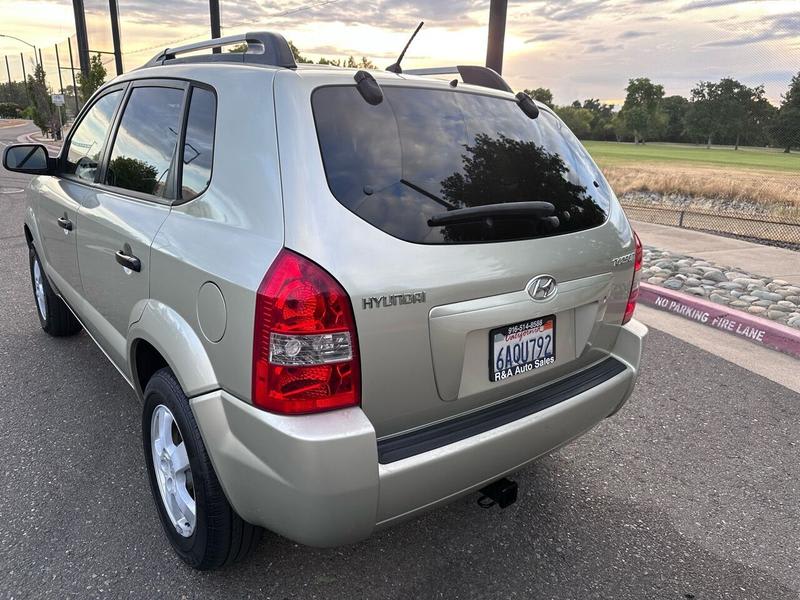 Hyundai Tucson 2007 price $7,250