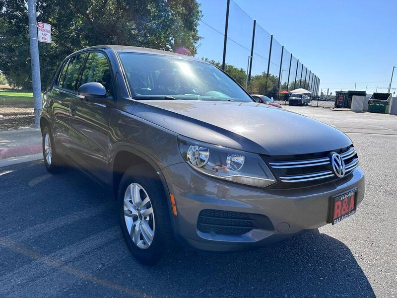 Volkswagen Tiguan 2012 price $10,850