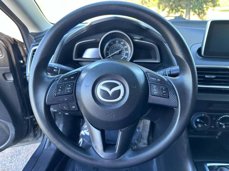 Mazda MAZDA3 2015 price $9,995