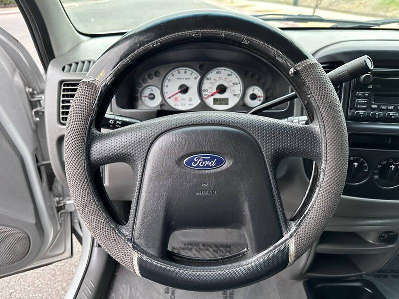 Ford Escape 2003 price $5,995