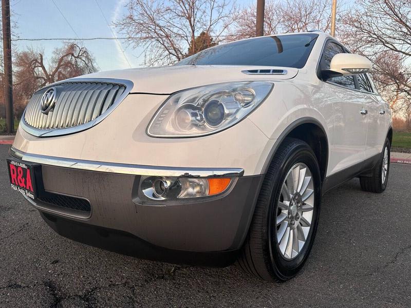 Buick Enclave 2008 price $9,750