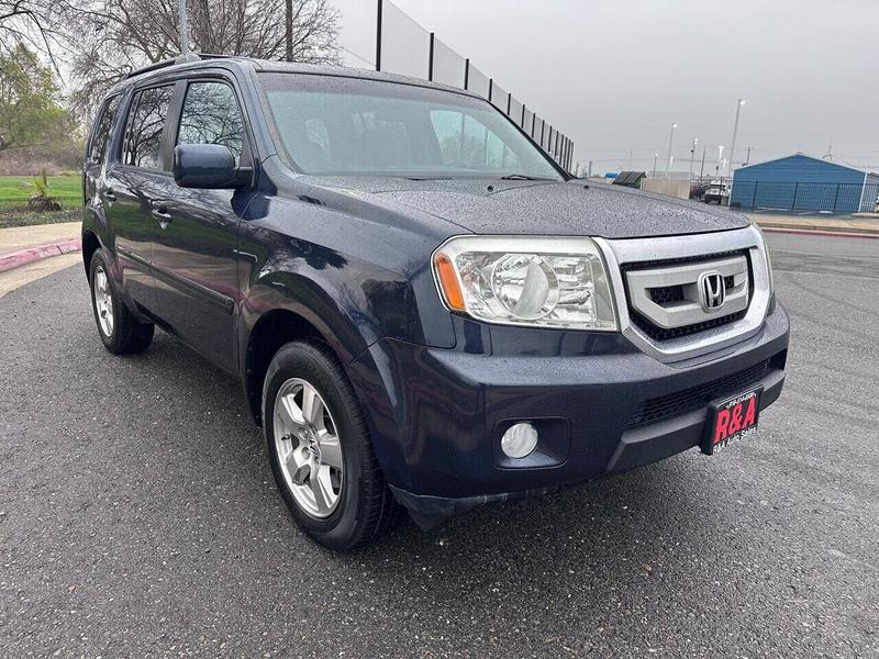 Honda Pilot 2011 price $11,995