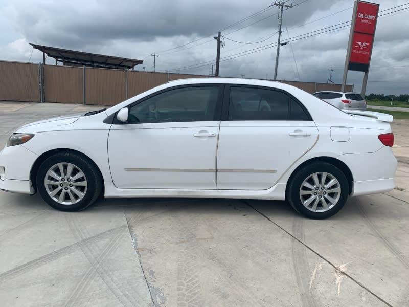 Toyota Corolla 2010 price $7,500