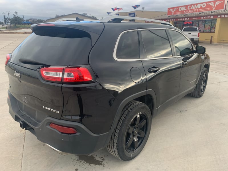 Jeep Cherokee 2015 price $9,600