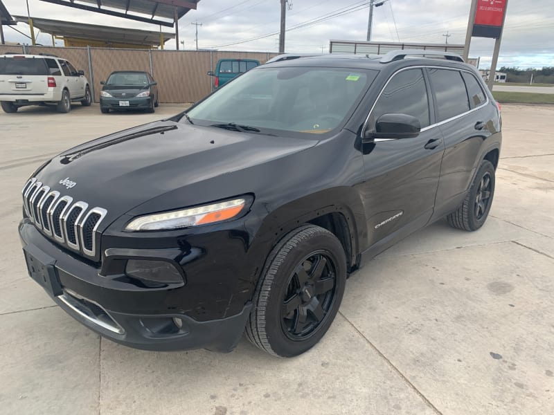 Jeep Cherokee 2015 price $9,600