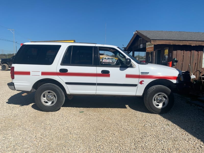 Ford Expedition 2000 price $4,800