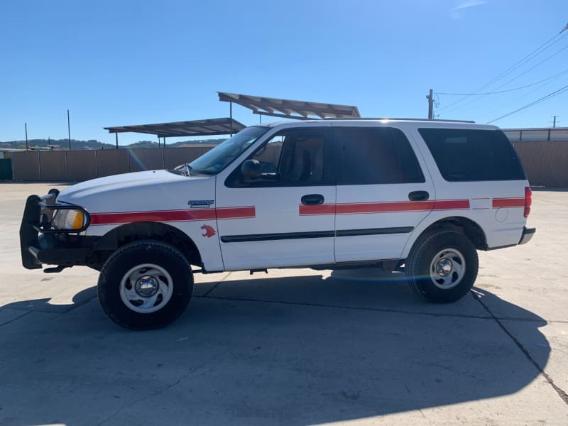 Ford Expedition 2000 price $4,800