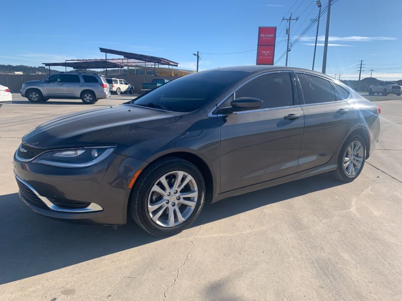 Chrysler 200 2015 price $9,500