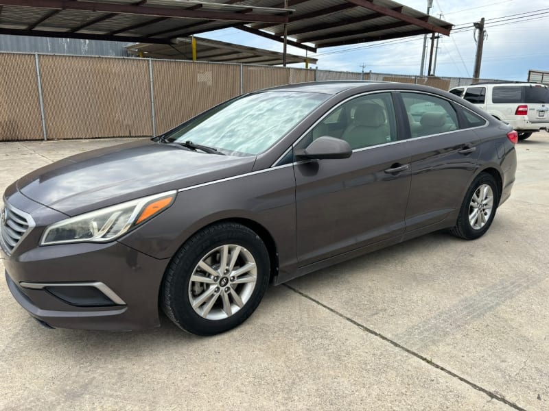 Hyundai Sonata 2016 price $9,500