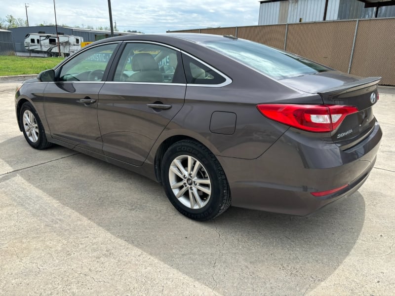 Hyundai Sonata 2016 price $9,500