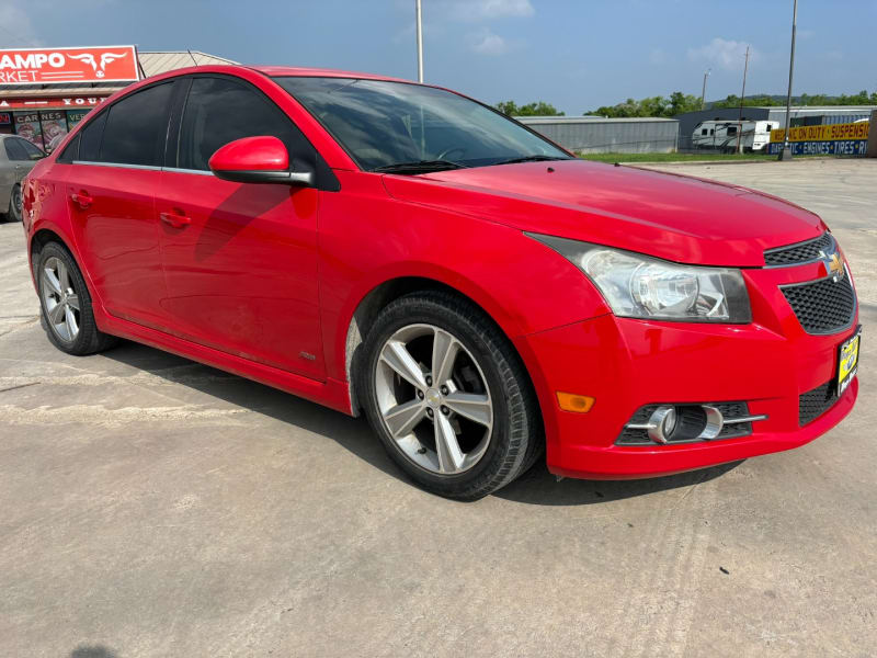 Chevrolet Cruze 2014 price $8,900