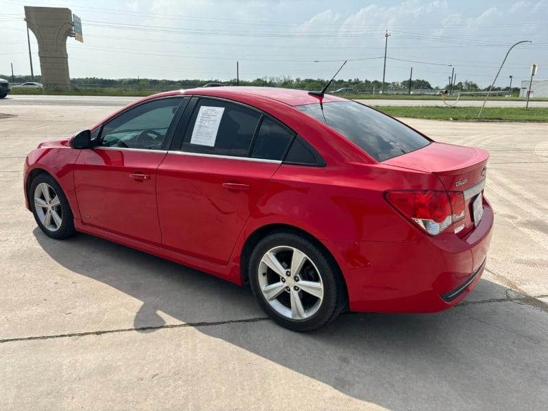 Chevrolet Cruze 2014 price $8,900