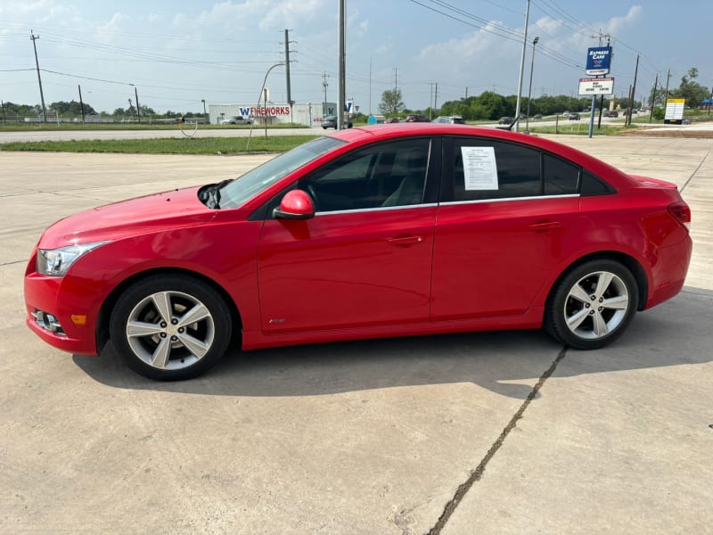 Chevrolet Cruze 2014 price $8,900