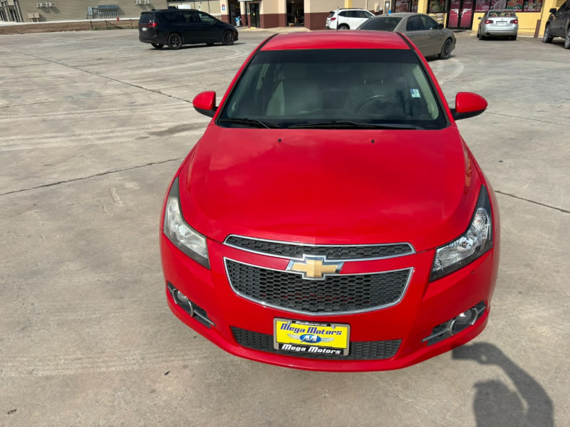 Chevrolet Cruze 2014 price $8,900