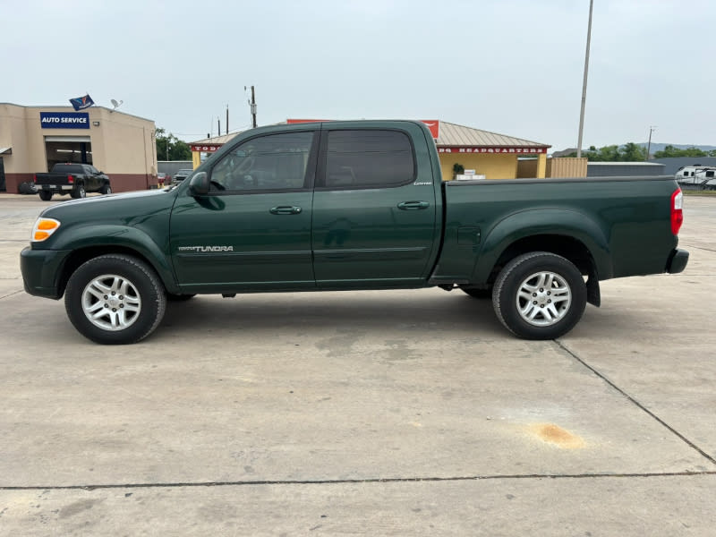 Toyota Tundra 2004 price $10,900