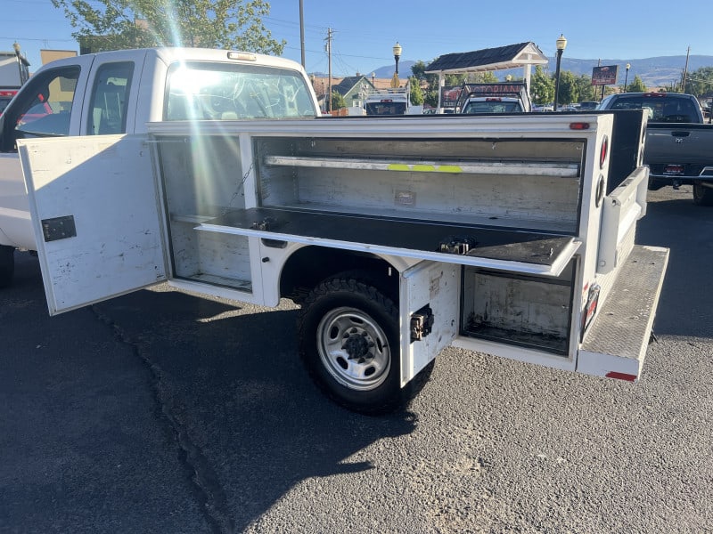 Ford Super Duty F-350 SRW 2011 price $25,995