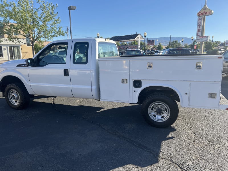 Ford Super Duty F-350 SRW 2011 price $25,995