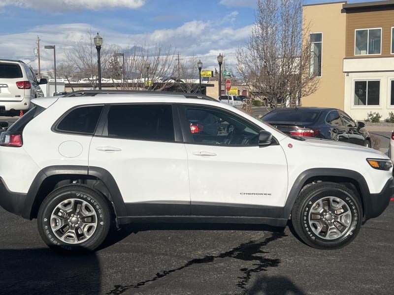 Jeep Cherokee 2019 price $22,995