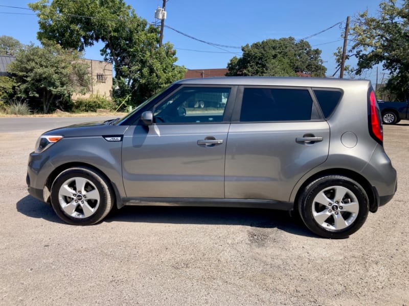 Kia Soul 2018 price $7,999