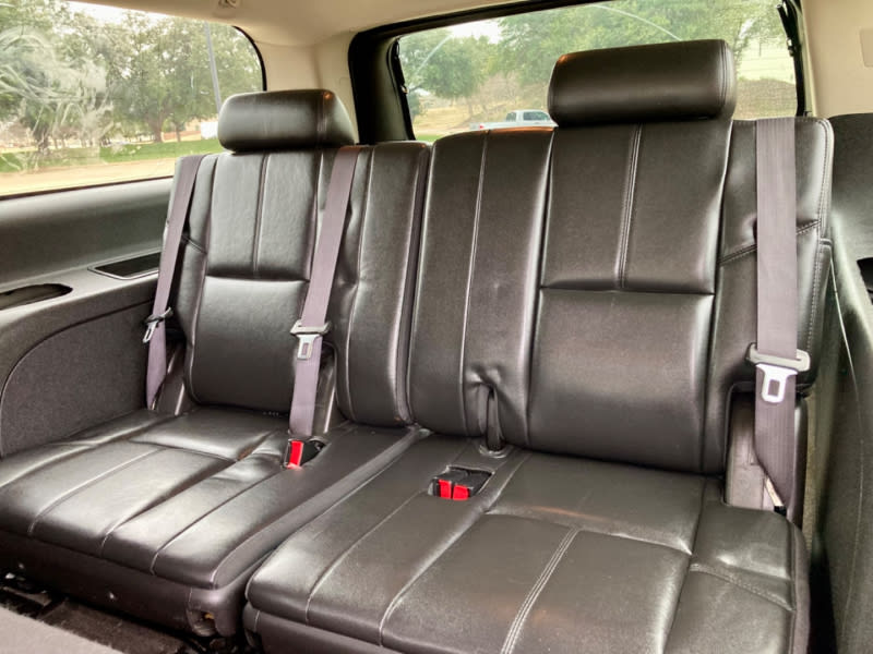 Chevrolet Suburban 2014 price $6,999