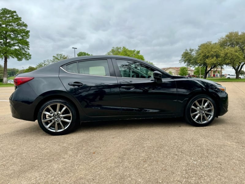 Mazda Mazda3 4-Door 2018 price $15,999