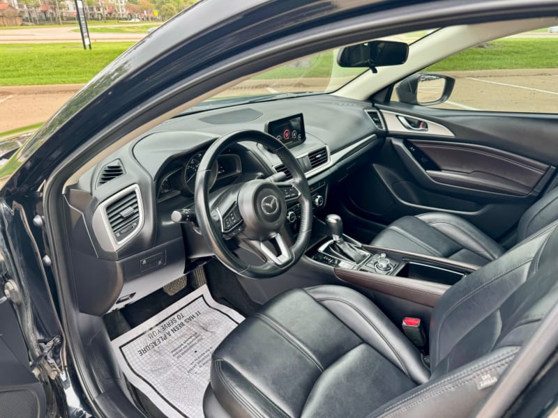 Mazda Mazda3 4-Door 2018 price $15,999