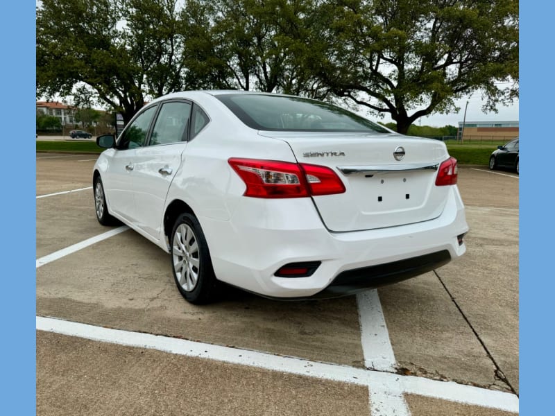 Nissan Sentra 2019 price $12,999