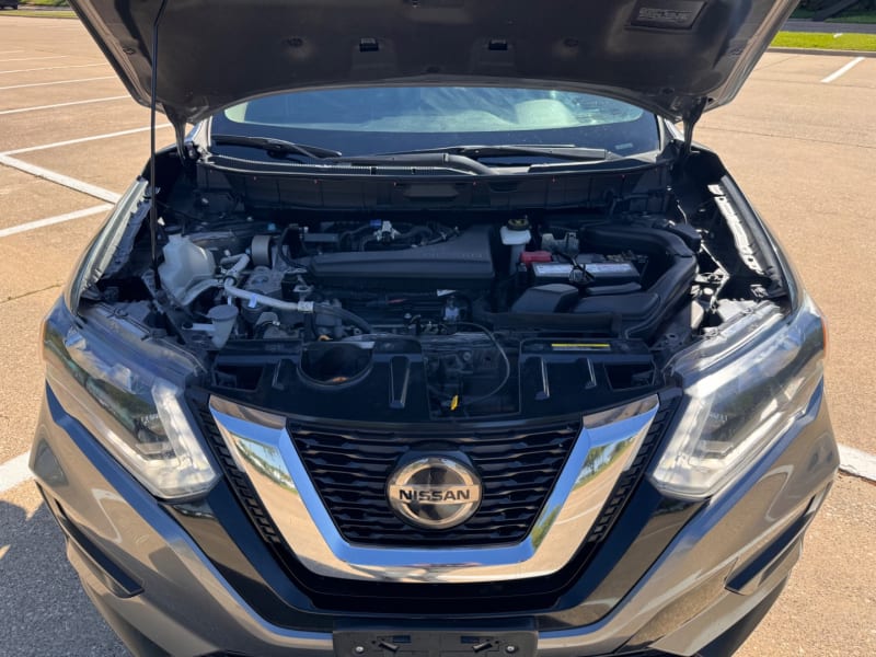 Nissan Rogue 2019 price $12,999