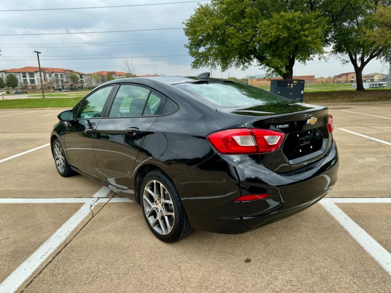 Chevrolet Cruze 2018 price $11,999