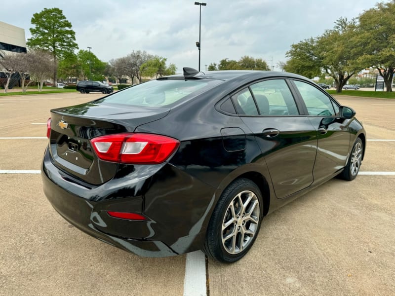 Chevrolet Cruze 2018 price $11,999