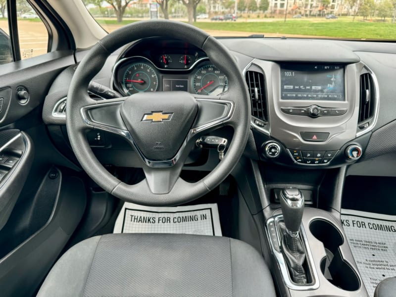 Chevrolet Cruze 2018 price $11,499