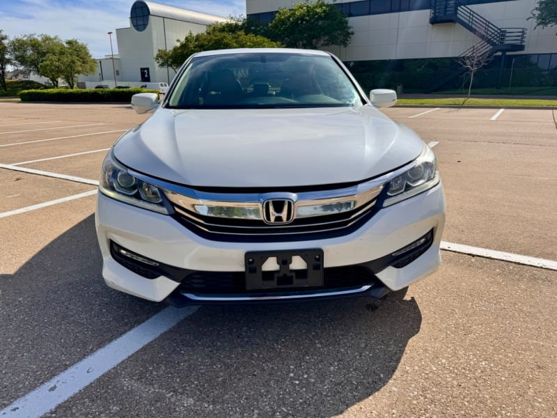 Honda Accord Sedan 2017 price $15,999