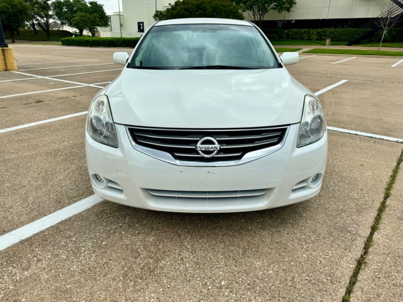 Nissan Altima 2011 price $5,499