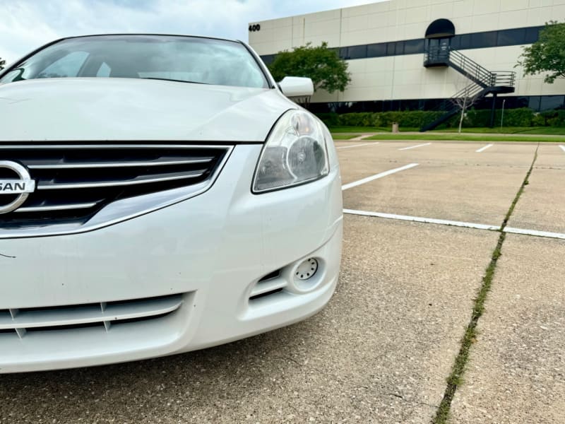 Nissan Altima 2011 price $5,499