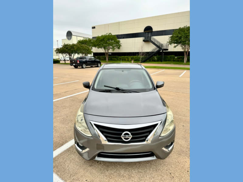 Nissan Versa Sedan SV 2019 price $10,999