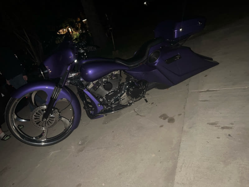 HARLEY DAVIDSON FLHXI 2006 price $15,000