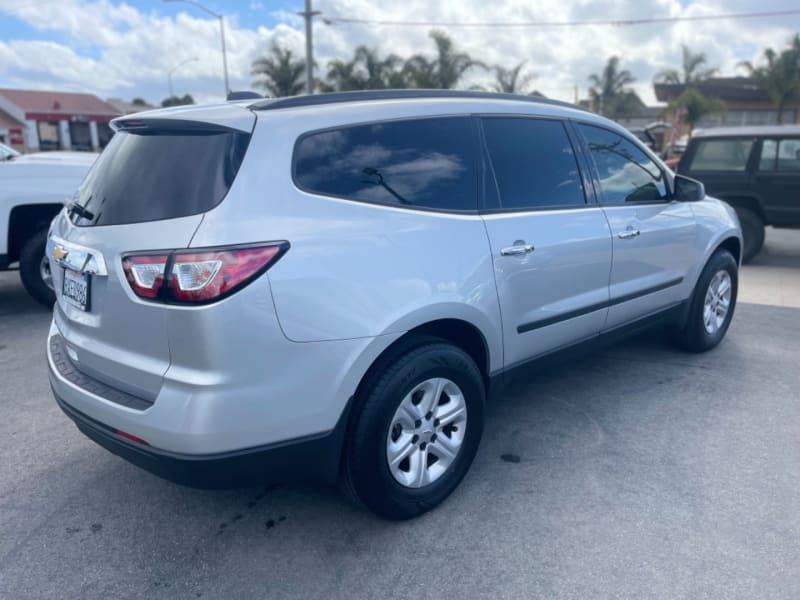 Chevrolet Traverse 2017 price $15,999