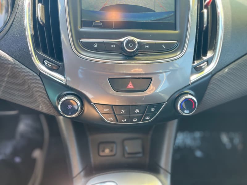 Chevrolet Cruze 2019 price $10,999