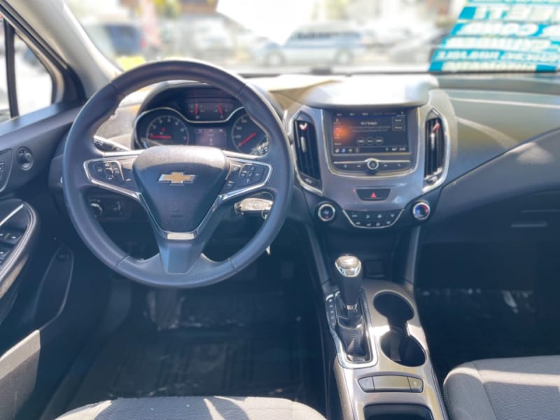 Chevrolet Cruze 2019 price $10,999