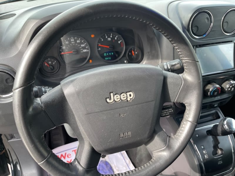 Jeep Compass 2010 price $3,999