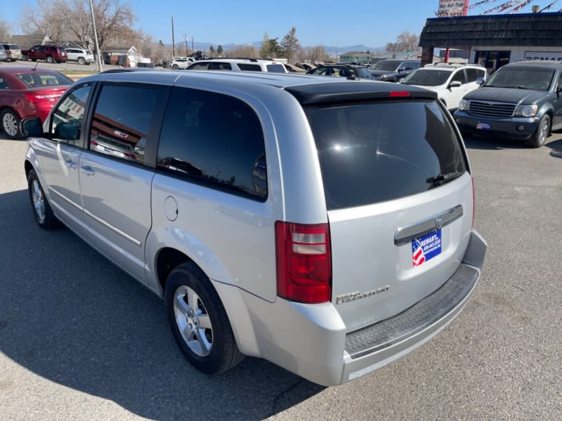 Dodge Grand Caravan 2008 price $3,999