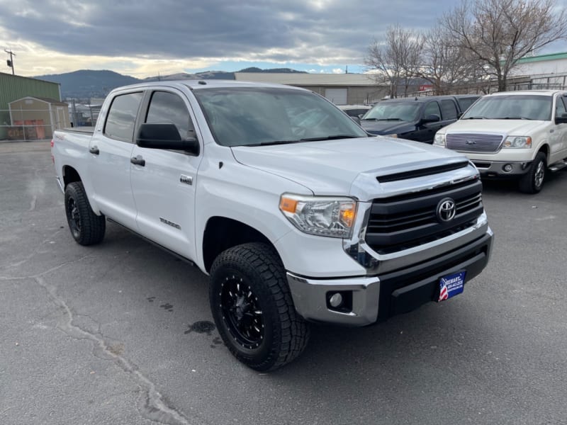 Toyota Tundra 4WD Truck 2015 price $19,999