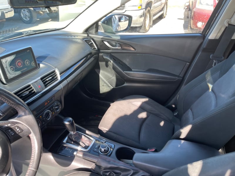 Mazda Mazda3 2015 price $9,999