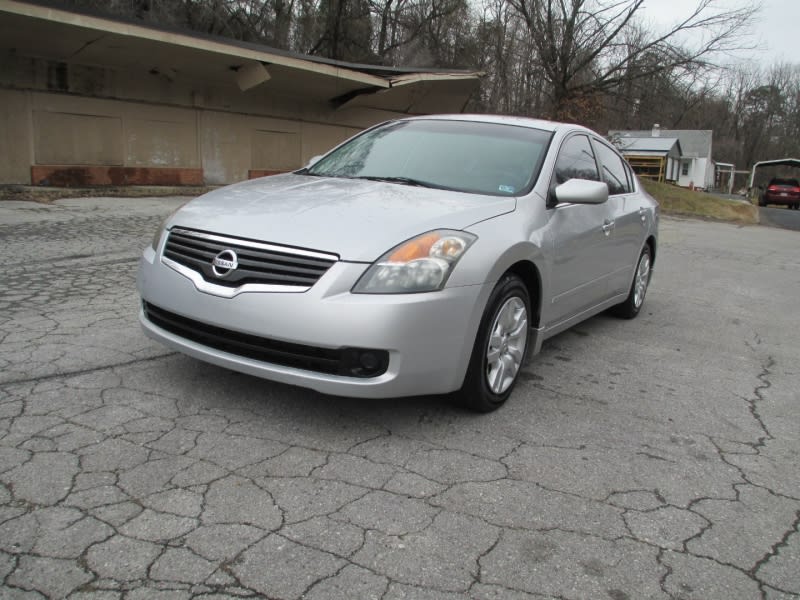 Nissan Altima 2009 price $4,499