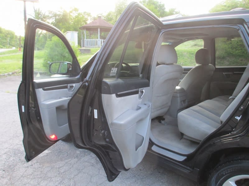 Hyundai Santa Fe 2008 price $4,795