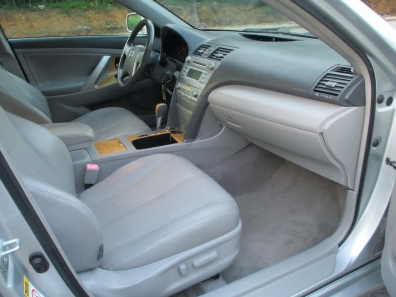 Toyota Camry 2007 price $6,495