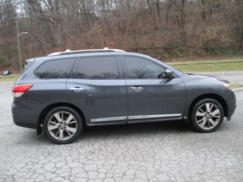 Nissan Pathfinder 2013 price $7,495