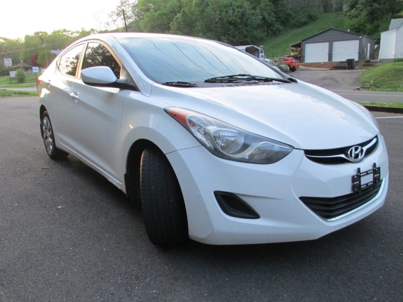 Hyundai Elantra 2013 price $64,995